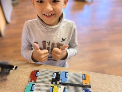 V hlavní roli Among us :)