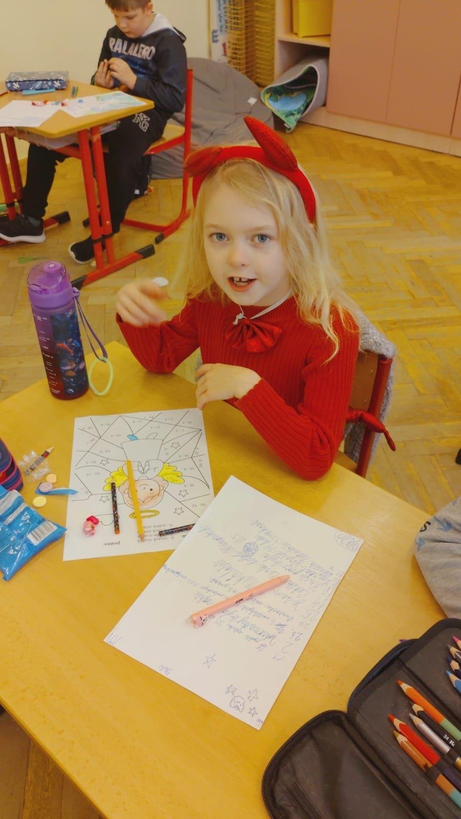 Mikulášský den v čertovské škole