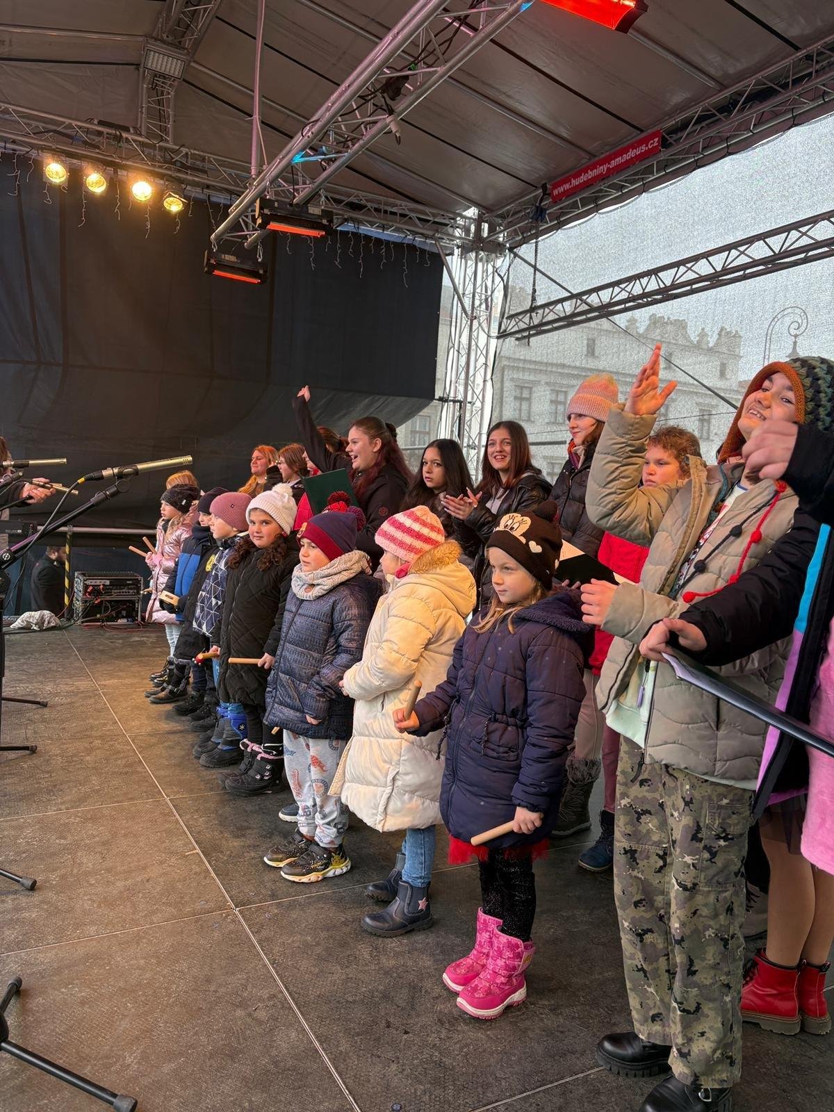 Vánoční setkávání u tradic,koled a pohádek