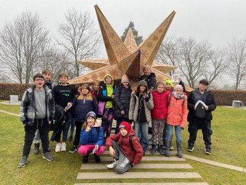Cesta vesmírem a vánočními ulicemi Brna