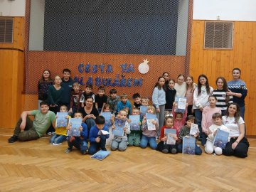 Cesta za slabikářem