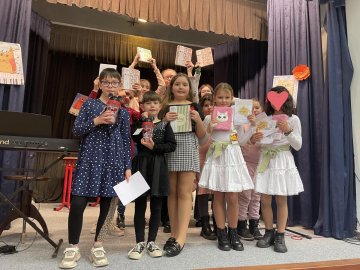 Úspěchy našich žáků ve školních kolech soutěží Slavíček a recitace