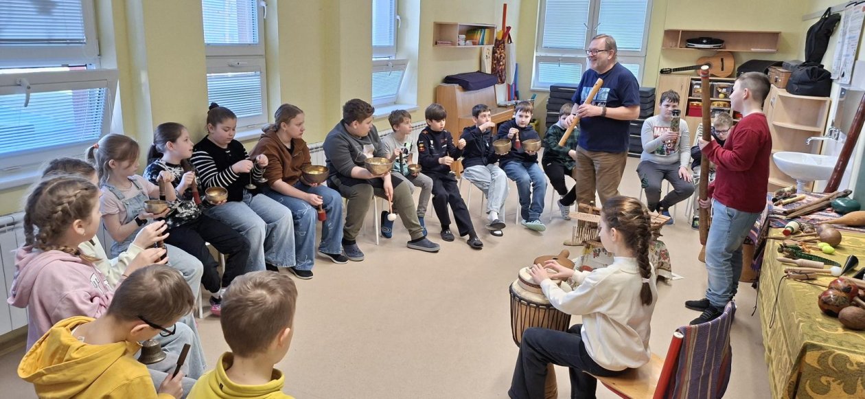 Muzikoterapie ve 4. A