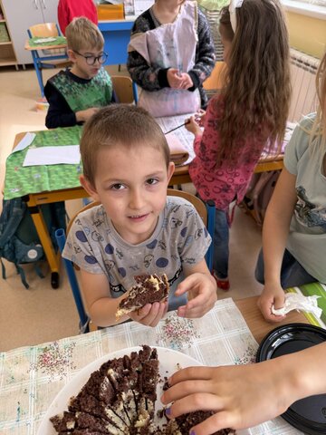 Upekli jsme bábovku