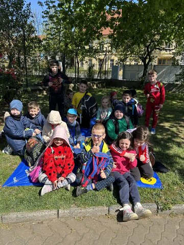 Den Země - Okřídlení superhrdinové